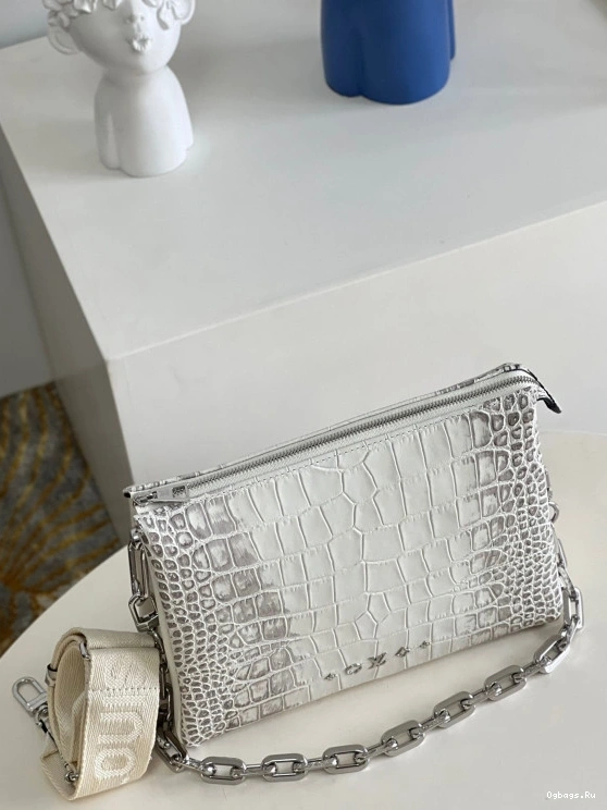 PM VUITTON LOUIS COUSSIN 0427